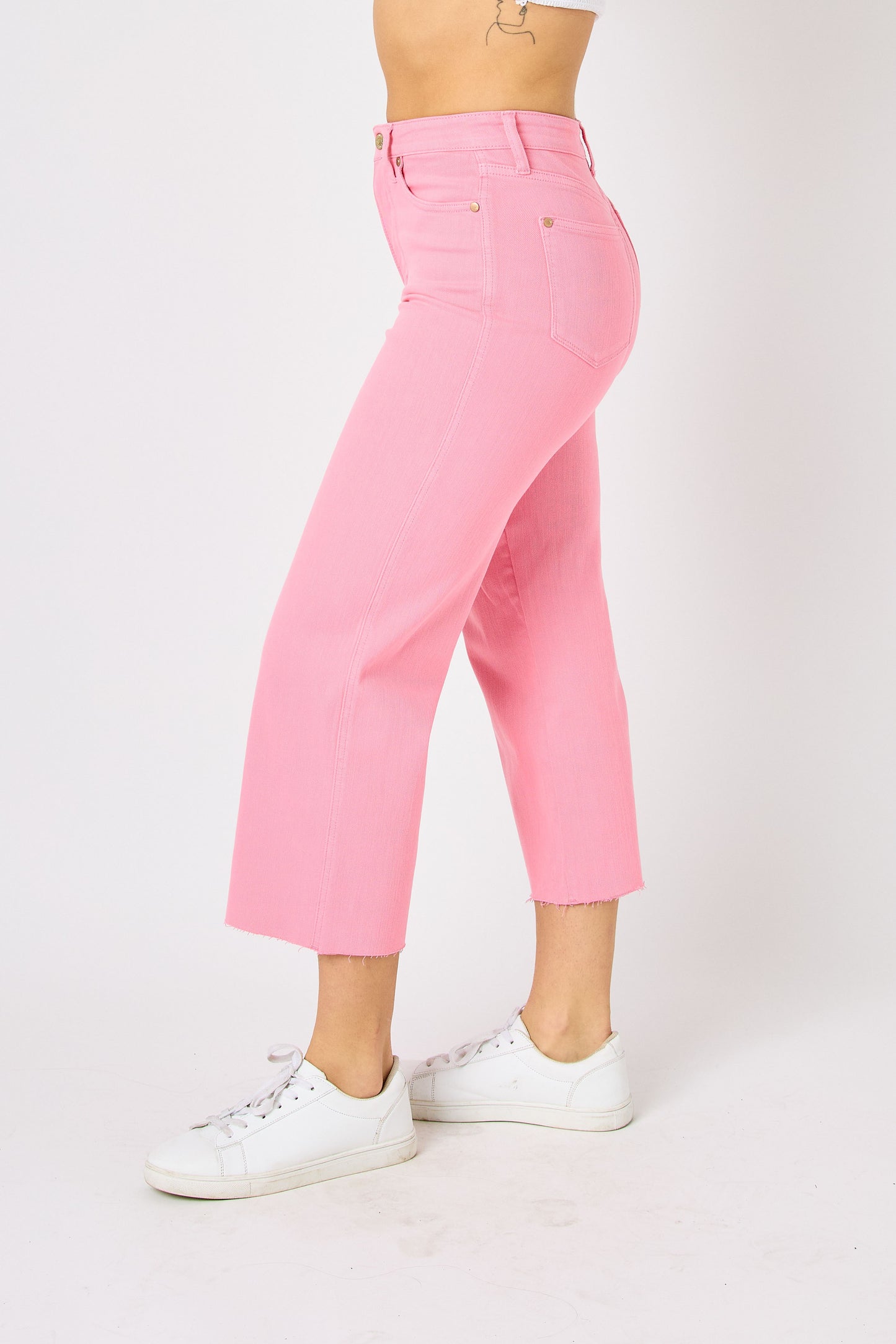 PLUS Judy Blue Tummy Control Cropped Wide Leg Jeans